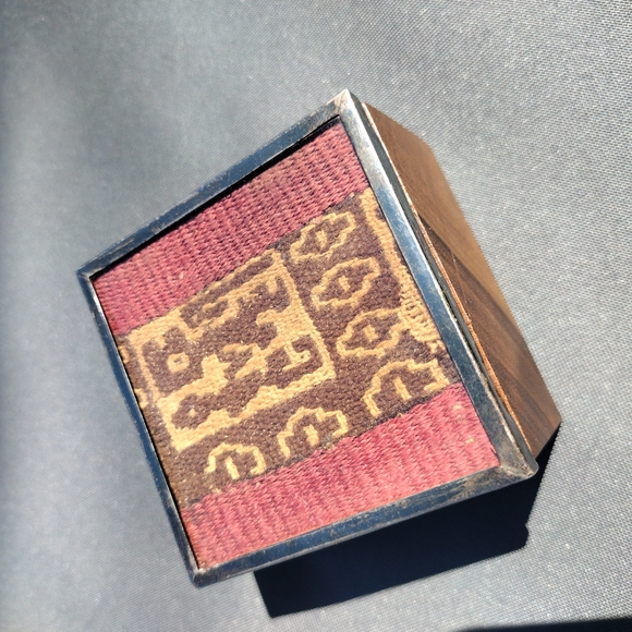 Antique Peruvian Cloth Encased Wooden Box - Picture 14 of 16